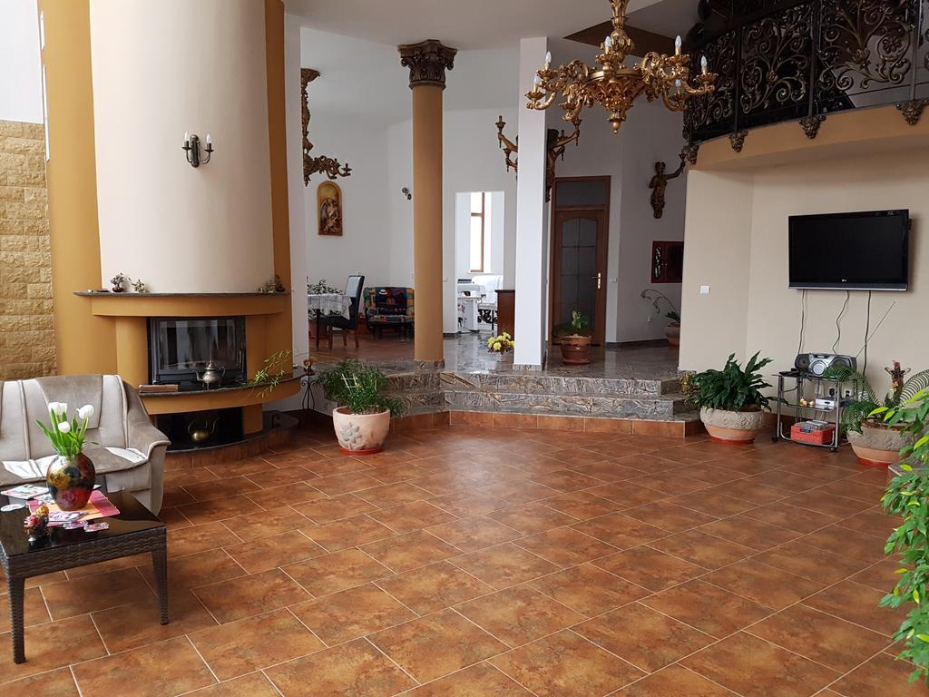 Liz Residence Piteszti Zewnętrze zdjęcie